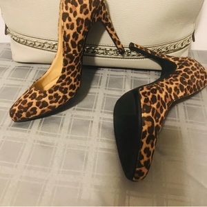 LC LAUREN CONRAD Shoes High
Heel Brown Animal Print Sizes 6 -pre-owned